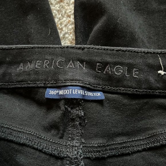 American Eagle 6 Short Black Super Hi-Rise Jeggings 360 Next level Stretch - Picture 7 of 8